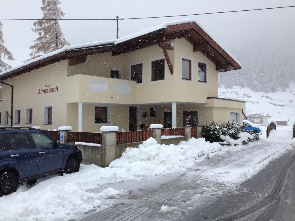 Apartamento Haus Almrausch Sölden Exterior foto