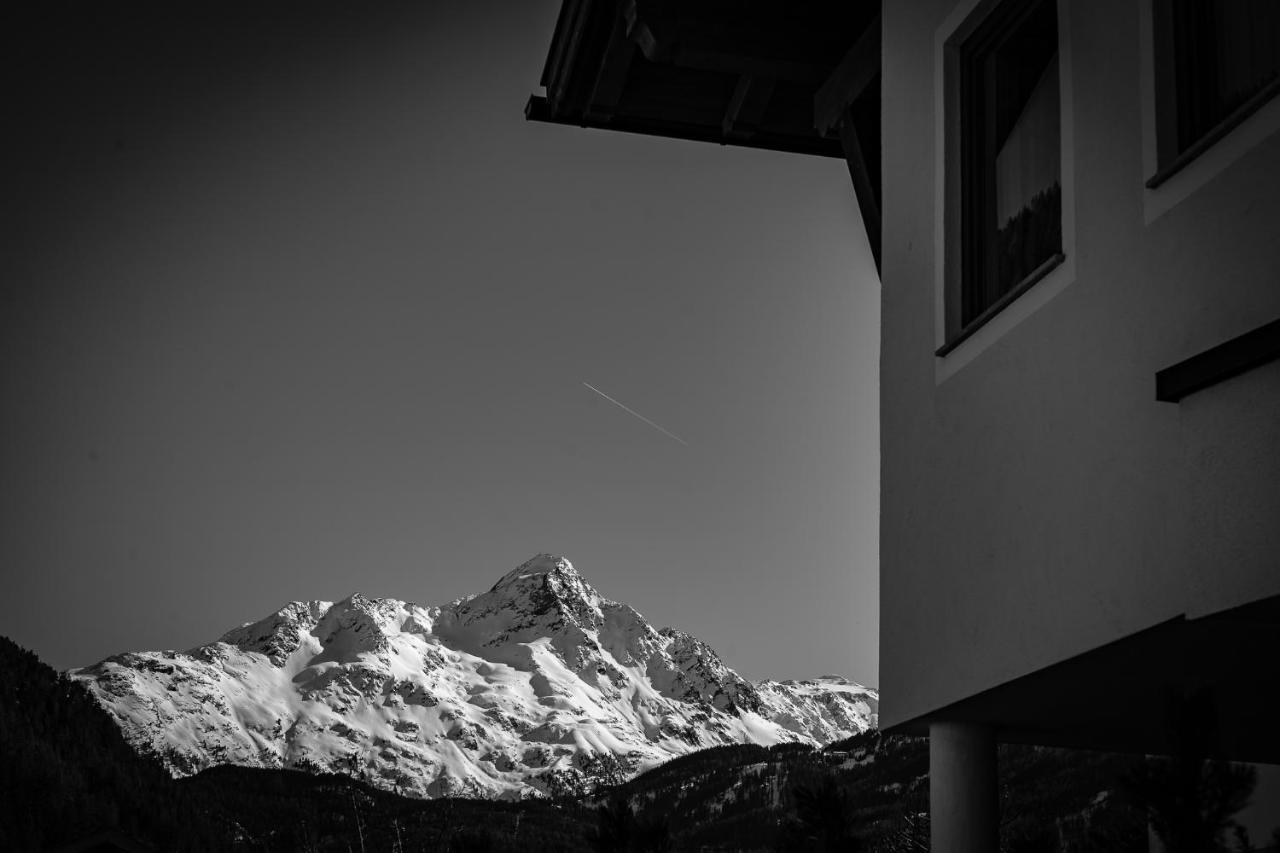 Apartamento Haus Almrausch Sölden Exterior foto